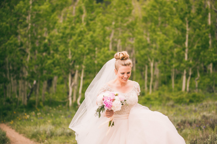 009_Crested Butte Wedding Photographer Secret Stash Woods Walk Ceremony Jamie Blue Bird Events Boho Epic Stars