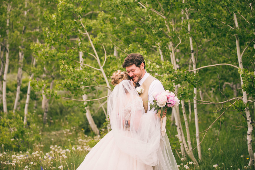 010_Crested Butte Wedding Photographer Secret Stash Woods Walk Ceremony Jamie Blue Bird Events Boho Epic Stars