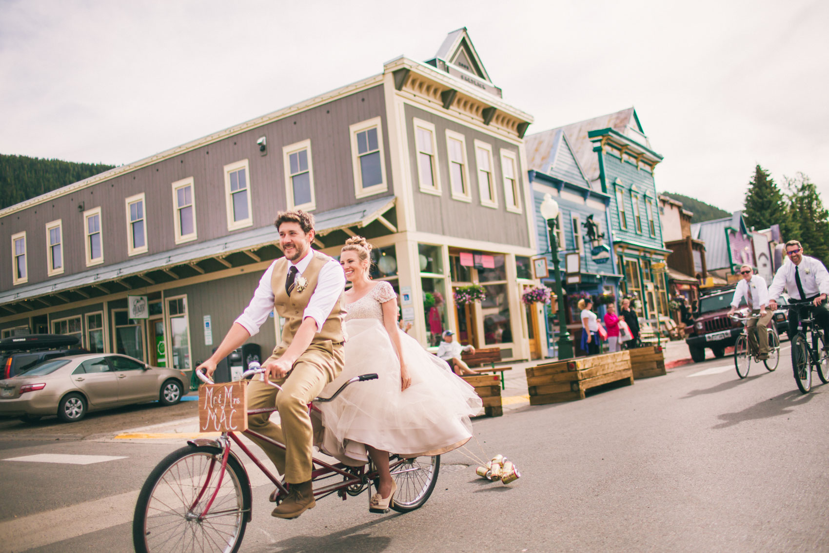 041_Crested Butte Wedding Photographer Secret Stash Woods Walk Ceremony Jamie Blue Bird Events Boho Epic Stars