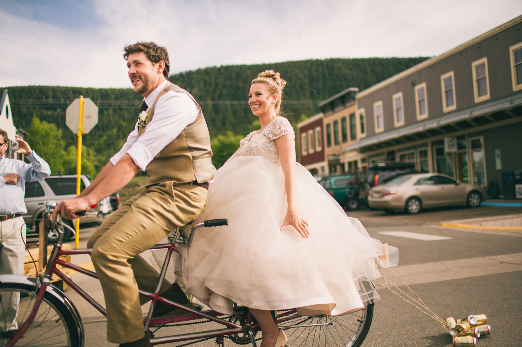 043_Crested Butte Wedding Photographer Secret Stash Woods Walk Ceremony Jamie Blue Bird Events Boho Epic Stars