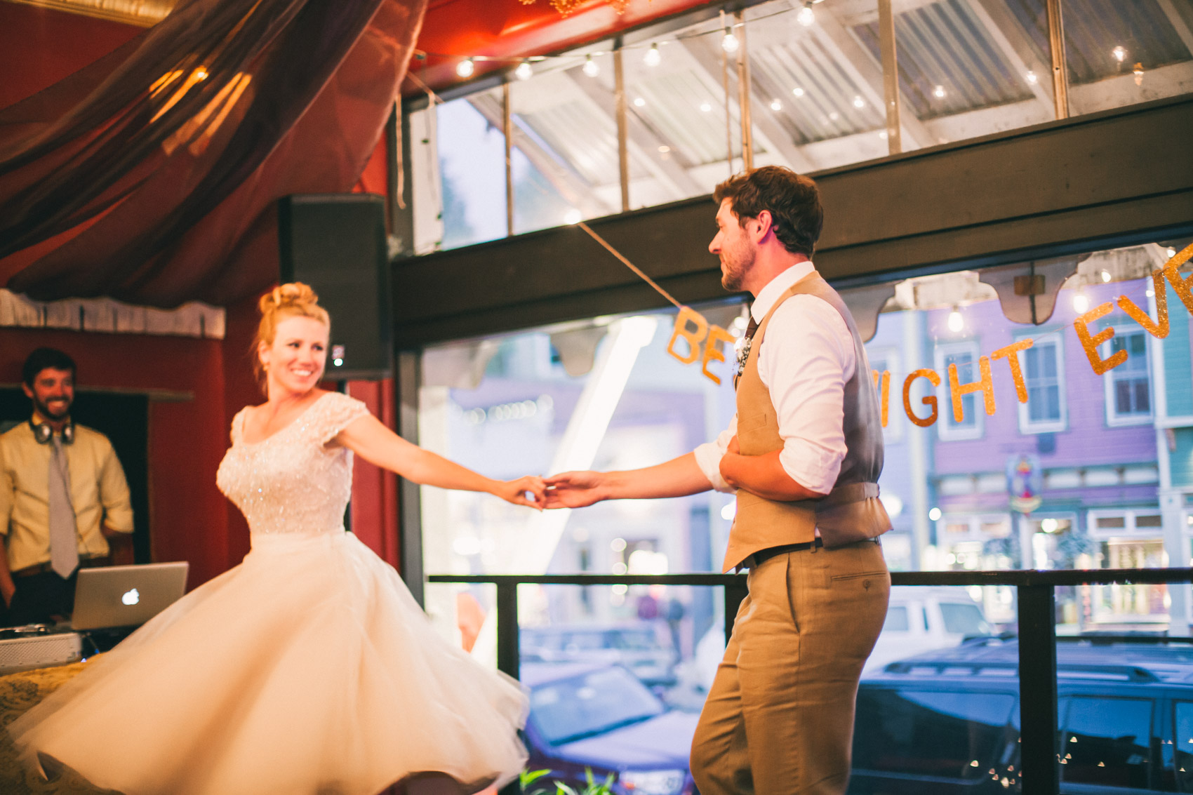 052_Crested Butte Wedding Photographer Secret Stash Woods Walk Ceremony Jamie Blue Bird Events Boho Epic Stars