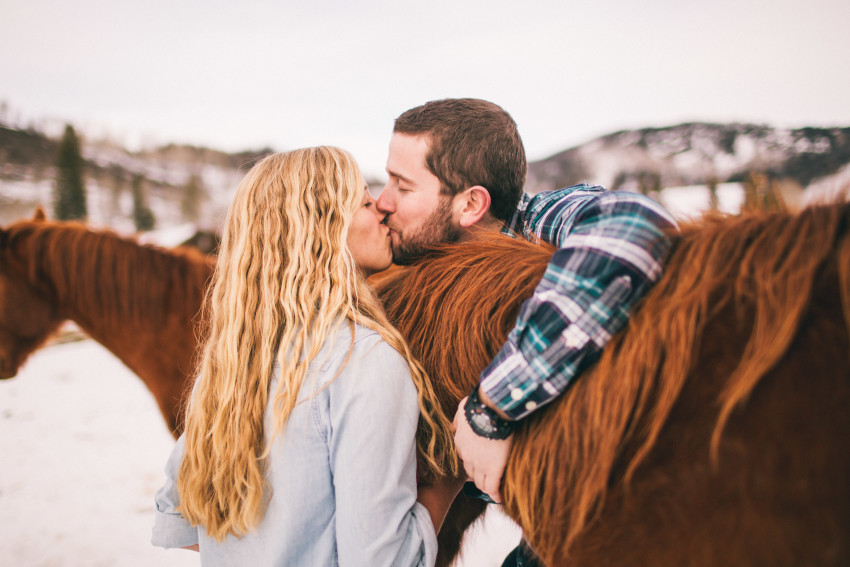 Kori Dan Engagement Steamboat Springs Vista Verde Ranch Horses Barn Snow Winter-009