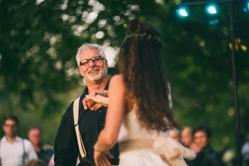 Andrea Danny S Fun Summer Park Wedding Magnified Joymagnified Joy