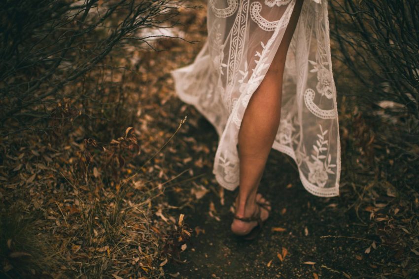 004-lindsey-nate-guanella-pass-adventurous-engagement-photos-fall-autumn-colors