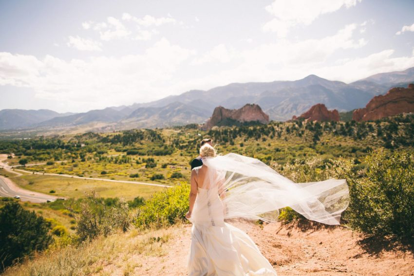 013-garden-of-the-gods-intimate-wedding-colorado-springs-denise-levi