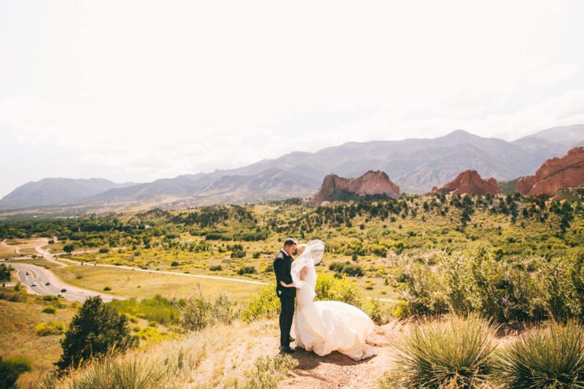 015-garden-of-the-gods-intimate-wedding-colorado-springs-denise-levi