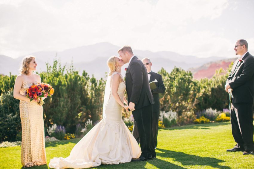 037-garden-of-the-gods-intimate-wedding-colorado-springs-denise-levi