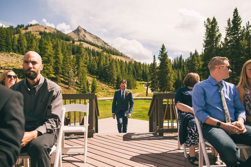 groom arriving to crested butte wedding